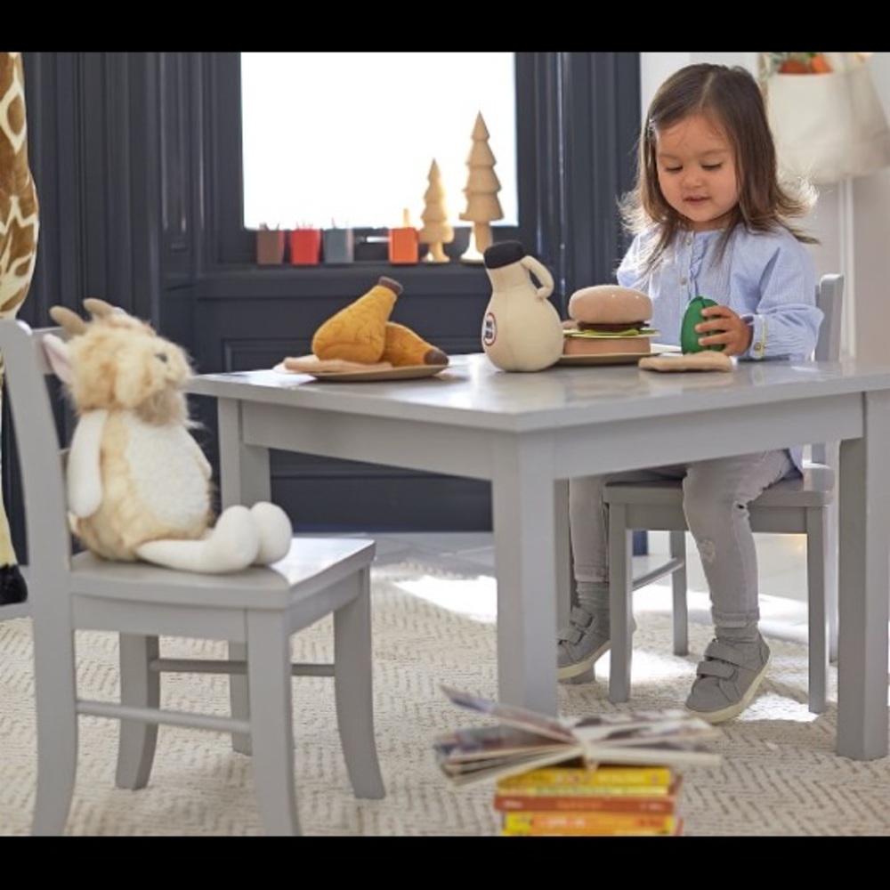 POTTERY BARN KIDS table chairs set